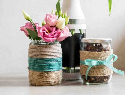 Upcycling Blumenvase aus Joghurtgläsern