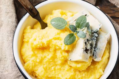 srd_polenta-mit-osterkron_header