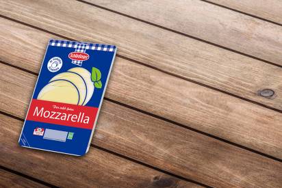 Das Bild zeigt den Schärdinger Mozzarella in Scheiben