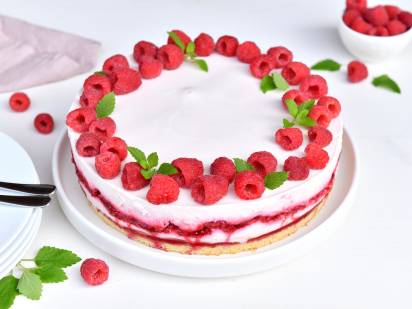 Himbeer-Kefir-Torte